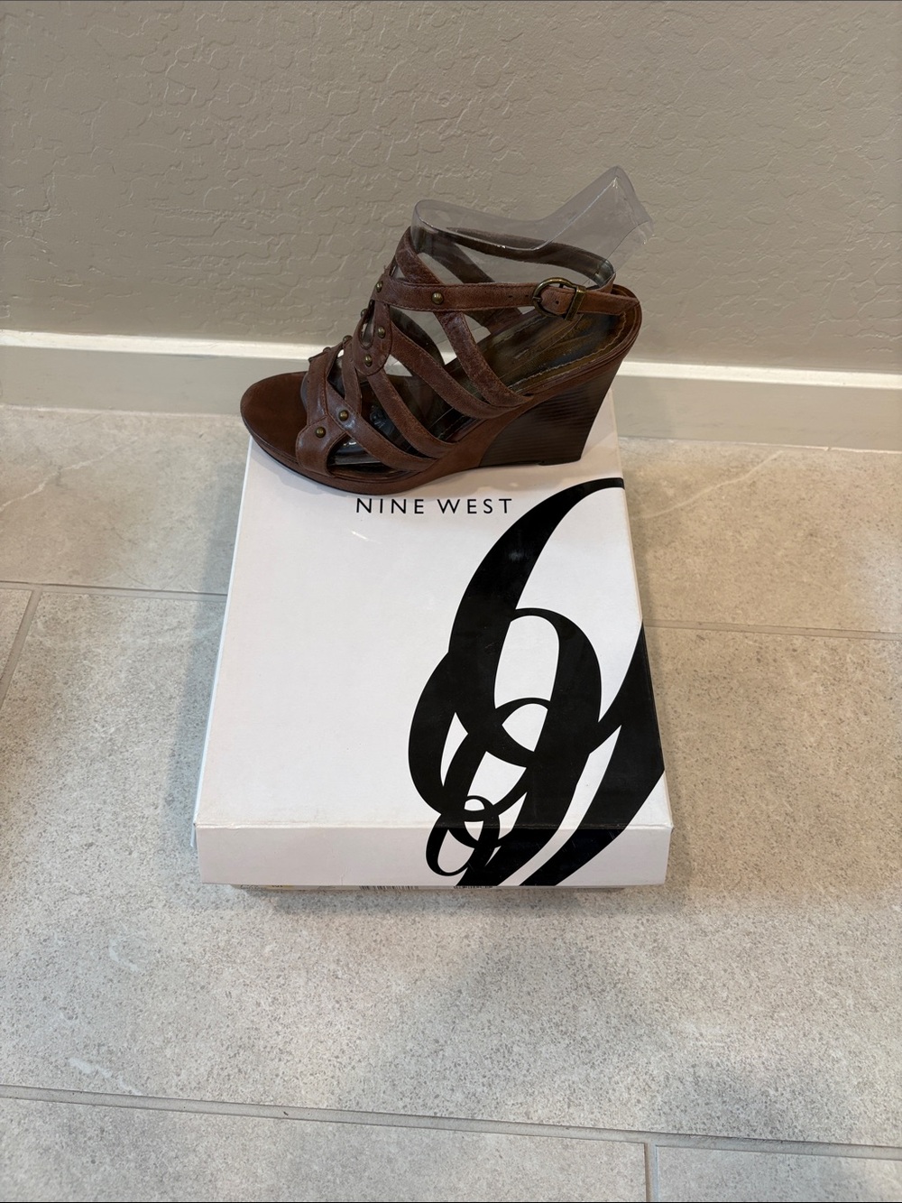 Nine West brown sandal
